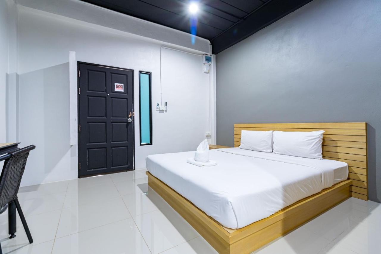 Cs Klongtoey Grand Resort Ban Yep Chaeng Eksteriør billede